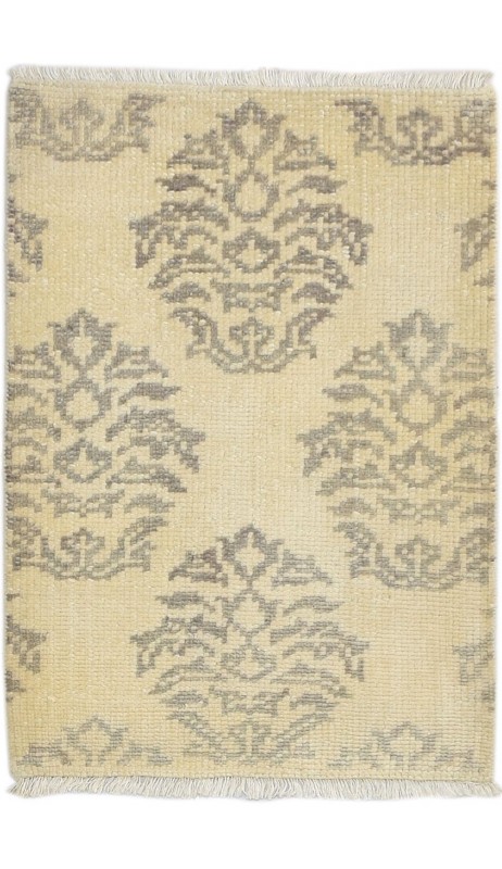 Damask Hand Knotted Wool Ivory 2' x 3' Rug
