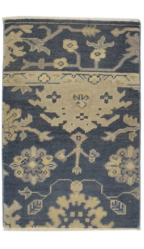 Traditional-Persian/Oriental Hand Knotted Wool Black 1' x 2' Rug